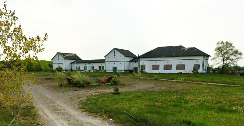 Links at Birch Run - Street View (newer photo)